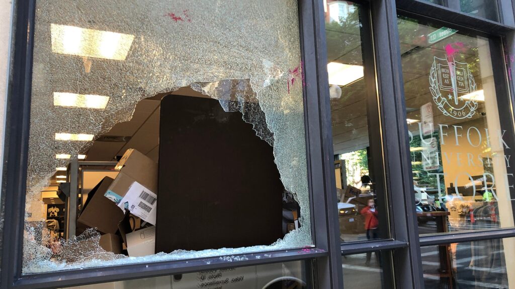 Broken commercial store front glass repair near me double pane replacement Seattle, Washington